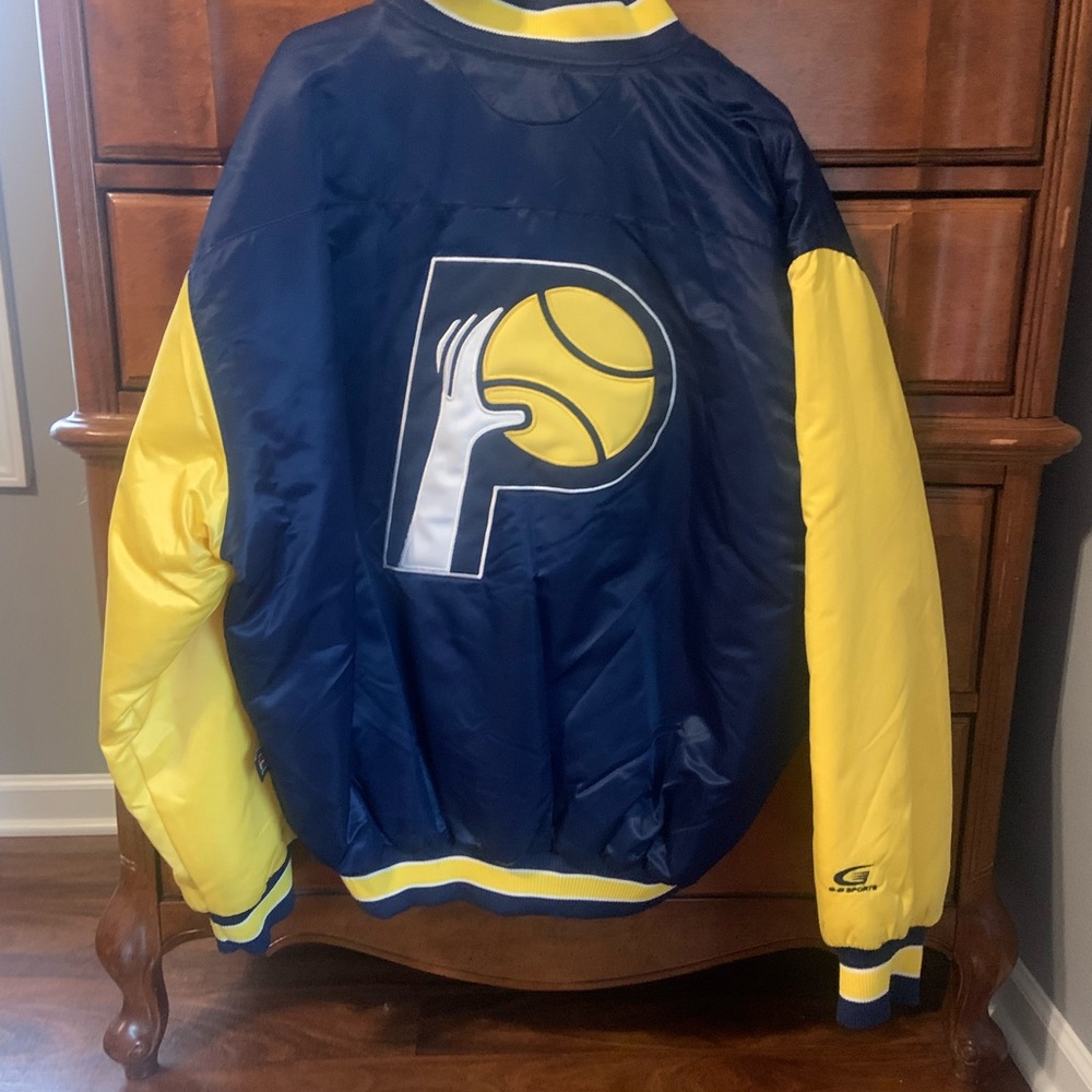 Indiana Varsity Jacket in Blue and Yellow, Men’s never worn, vintage pacers. - Picture 2 of 3
